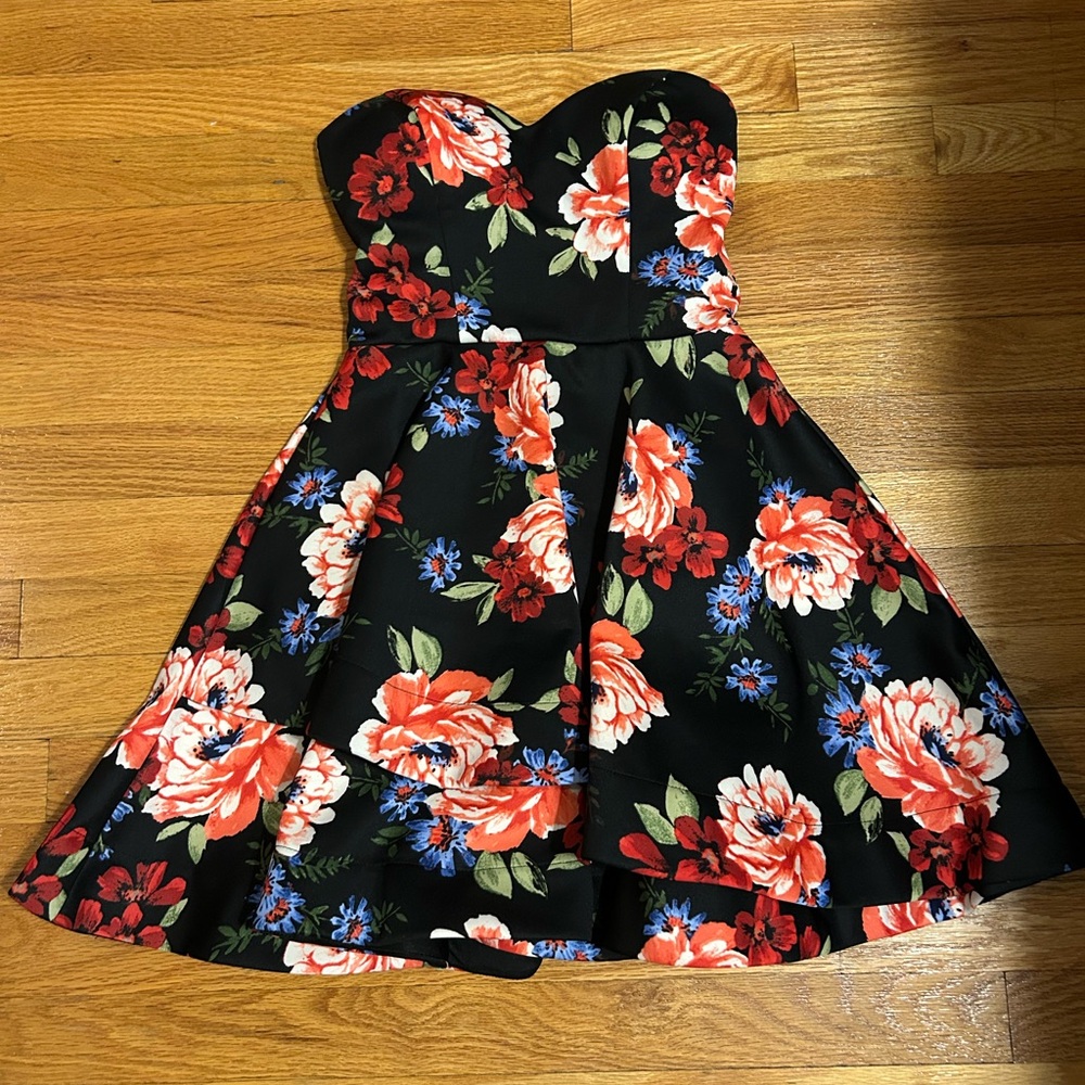Juniors dress